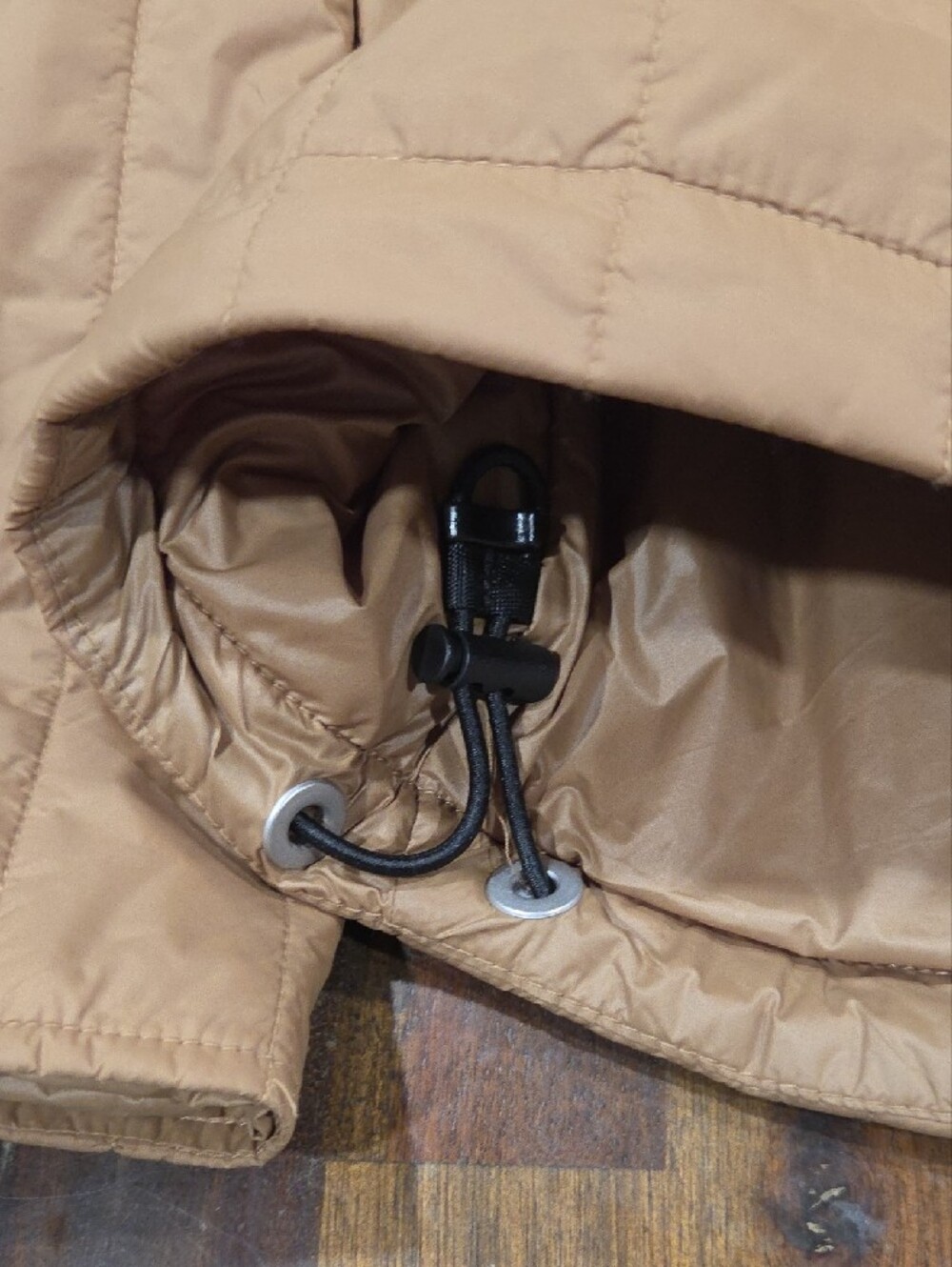 rag & bone Quilted Lightweight Jacket in Tan - Picture 6 of 8